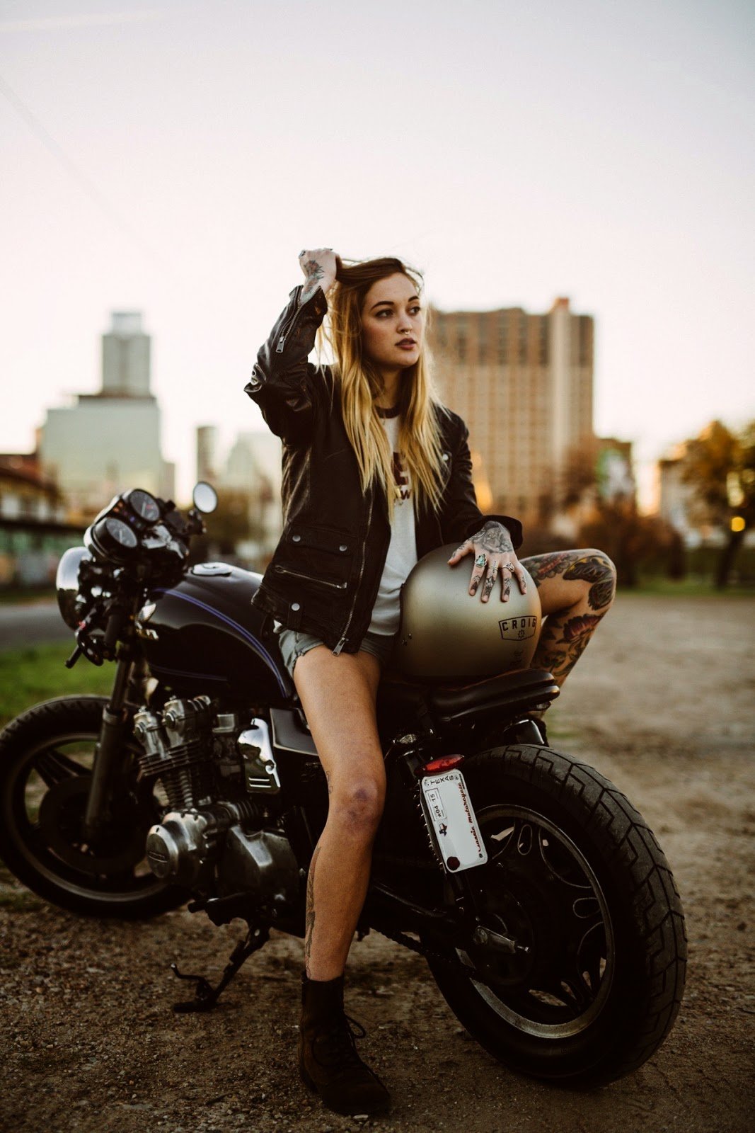 Beautiful girls and bikes in Kerman