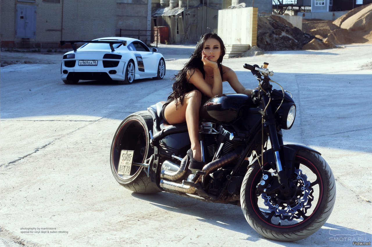 Sexy model Brunettes on a motorcycle in Kerman